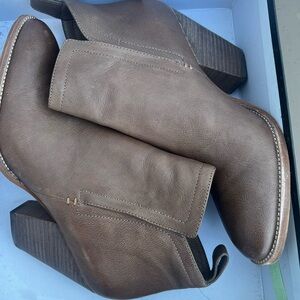 Dolce Vita Brown Leather Ankle Boots